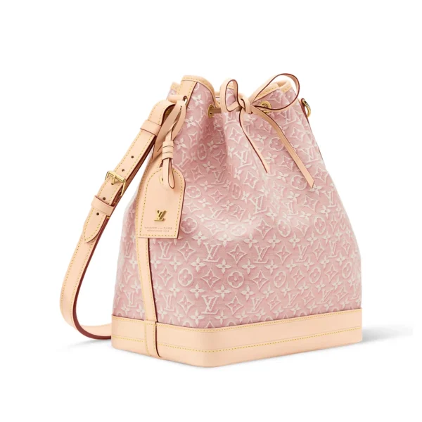 SUPERCLONE-2026-06-30T095508.135-00ba382ba18f.webp Louis Vuitton Noé Monogram Emblème Rose Ruban Color 27.5cm M28714
