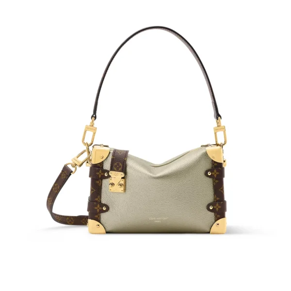 SUPERCLONE-2026-06-30T101837.932-fde37c599610.webp Louis Vuitton Side Trunk PM 20.5cm M2A265