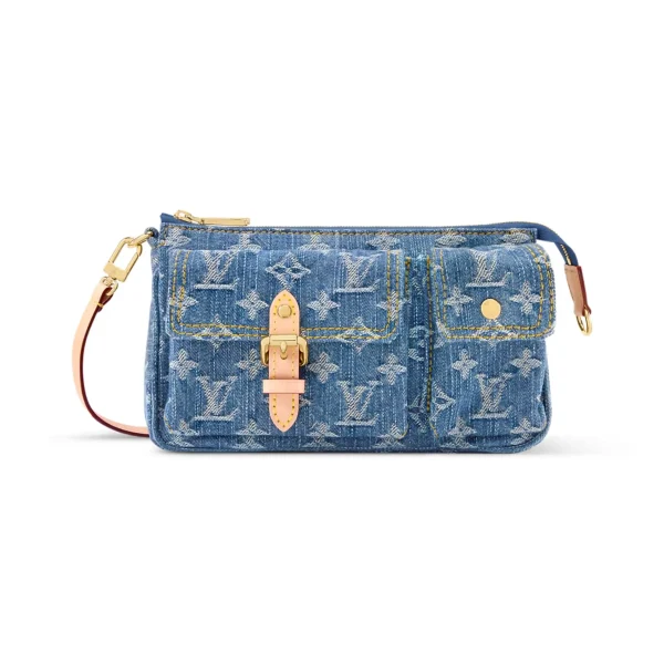 SUPERCLONE-2026-07-01T151146.618.webp Louis Vuitton Accessoire Cargo Pochette Bag 23.5cm M27602