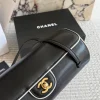 SUPERCLONE-76-b2e0c48bbca7.webp Chanel Large Bowling Bag Grained Calfskin, Sheepskin & Gold-plated Metal 30cm/11.8in Black & White AS6181