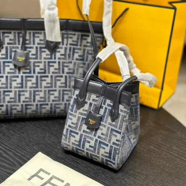 TBN3-87-a73cc64cbc58.webp Fendi Origami Mini Transformable Bag Dark Blue 16Cm