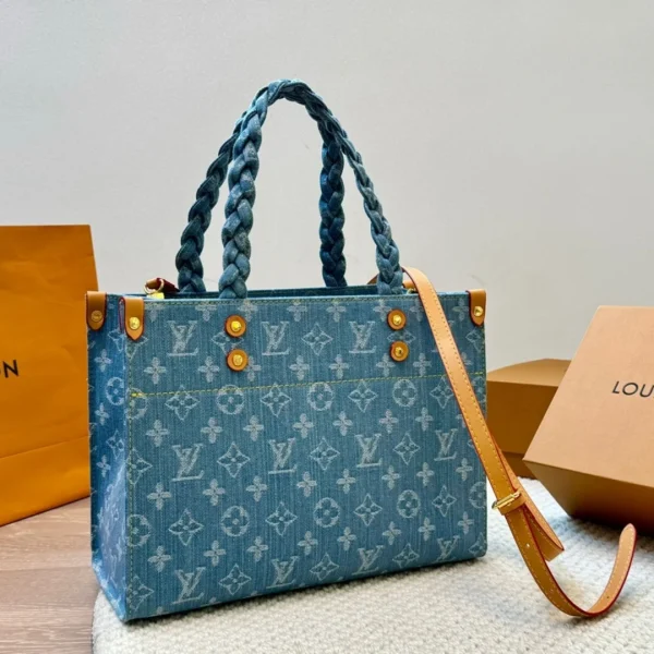 TBNB1-38-e24bde894eb7.webp Louis Vuitton Let Go Pm Monogram Sky Blue Denim 30Cm M24897, Designer Handbags, Womens Purse, luxury bags