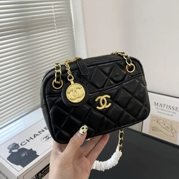TBNB2-4-ac59f5c6b0a7.webp Chanel Mini Camera Case Black 18Cm/7.1in, Designer Handbags, Women’s Purse, luxury bags, Chanel bags