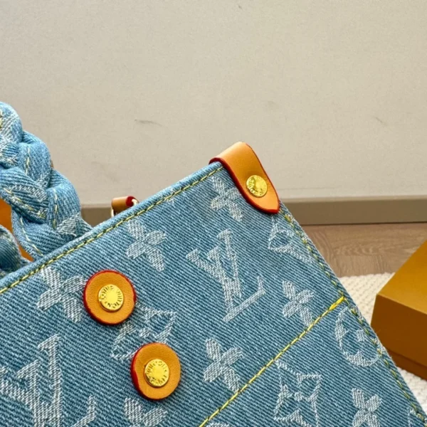 TBNB3-34-1-3a8d5c2a8ed4.webp Louis Vuitton Let Go Pm Monogram Sky Blue Denim 30Cm M24897, Designer Handbags, Womens Purse, luxury bags