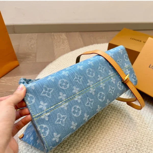 TBNB6-29-dc26a50070b0.webp Louis Vuitton Let Go Pm Monogram Sky Blue Denim 30Cm M24897, Designer Handbags, Womens Purse, luxury bags