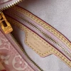 WhatsApp-Image-2026-06-29-at-14.59.18-ac6ec6dd5611.webp Louis Vuitton Speedy Bandoulière Monogram Emblème Rose Ruban Color 20.5cm M2A377