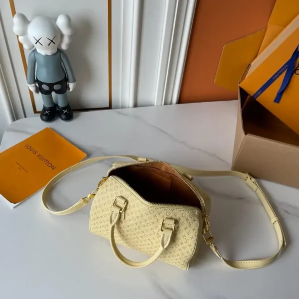 WhatsApp-Image-2026-06-30-at-11.10.27-7-f0e0096287e7.webp Louis Vuitton Speedy Bandoulière 20 Bag M29494