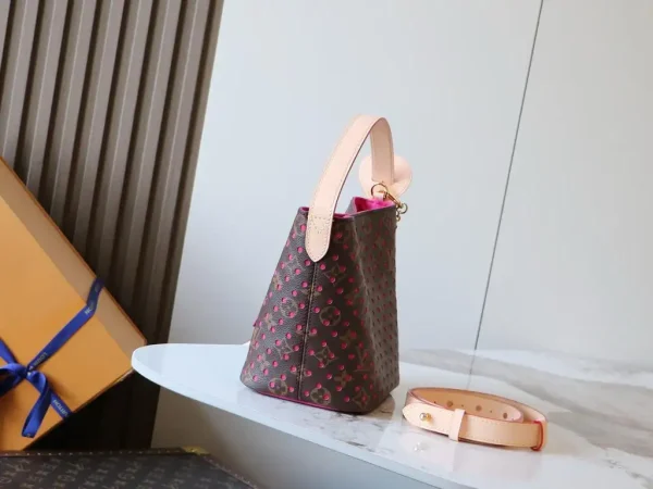 WhatsApp-Image-2026-06-30-at-11.16.59-dee986f88914.webp Louis Vuitton All In BB Bag Pop Summer Colors 16cm M29075