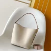 WhatsApp-Image-2026-06-30-at-11.18.12-2-b8f3555b80fb.webp Louis Vuitton Low Key All In BB 16cm M29112