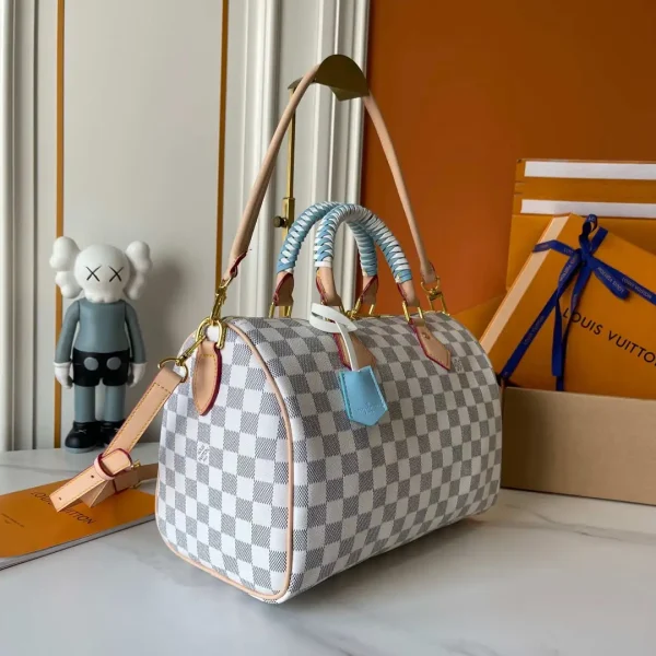 WhatsApp-Image-2026-07-01-at-10.06.03-f79c353bdd35.webp Louis Vuitton Speedy 30 Soft Damier Azur Canvas N40908