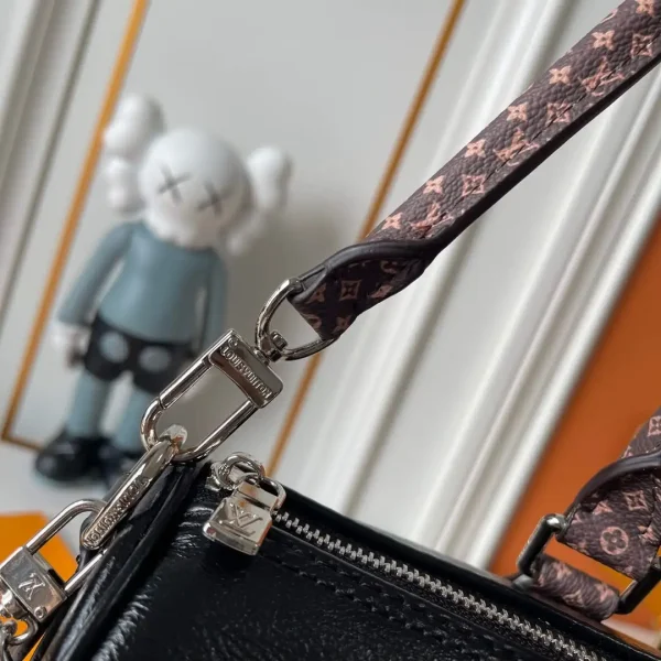 WhatsApp-Image-2026-07-01-at-11.16.02.webp Louis Vuitton Speedy Soft 30 Bag Black LV Vibe M29419