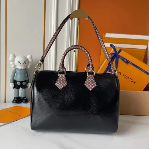 WhatsApp-Image-2026-07-01-at-11.16.03.webp Louis Vuitton Speedy Soft 30 Bag Black LV Vibe M29419