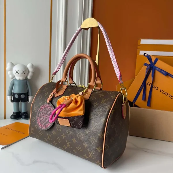 WhatsApp-Image-2026-07-01-at-11.17.07.webp Louis Vuitton Speedy Soft 30 Bag Monogram Orange M27512
