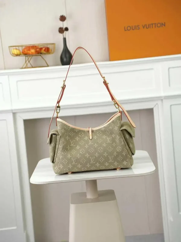 WhatsApp-Image-2026-07-01-at-13.53.14.webp Louis Vuitton Carryall Cargo PM Bag Khaki Denim 33.5cm M27623