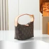 WhatsApp-Image-2026-07-01-at-15.45.47-1.webp Louis Vuitton Pochette Hills Bag Monogram 18.5cm M27509