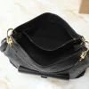 WhatsApp-Image-2026-07-01-at-15.49.43.webp Louis Vuitton Métis Hobo Bag Black 35cm M27189