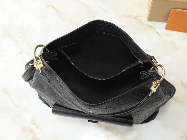 WhatsApp-Image-2026-07-01-at-15.49.43.webp Louis Vuitton Métis Hobo Bag Black 35cm M27189