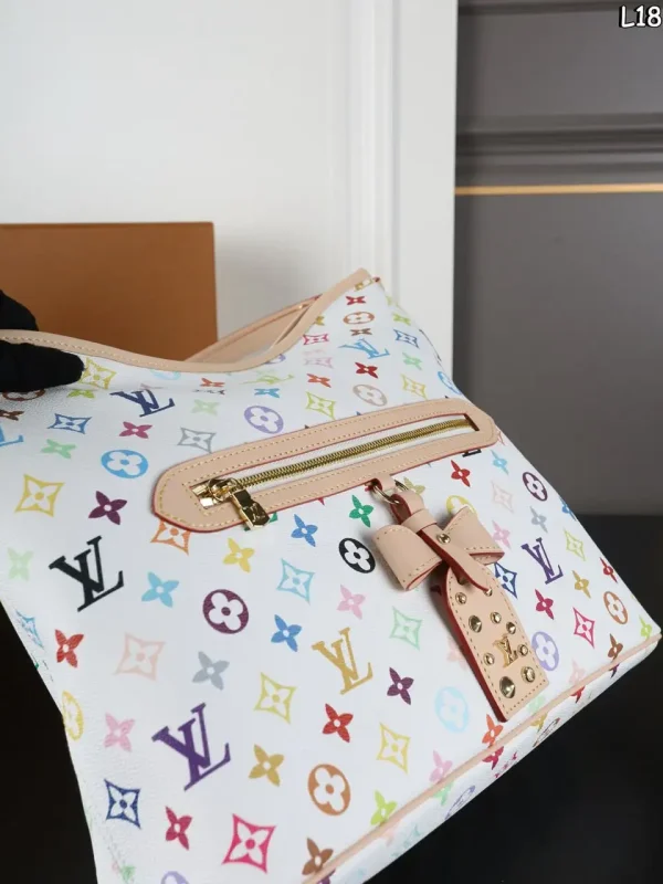 WhatsApp-Image-2026-07-01-at-18.17.30.webp Louis Vuitton LV x TM Lineup Bag Multiple Colors/White 34.5cm M27582