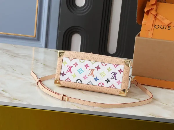 WhatsApp-Image-2026-07-01-at-18.18.17-1.webp Louis Vuitton OnTheGo PM LV x TM Bag White Multicolore 25cm M27580