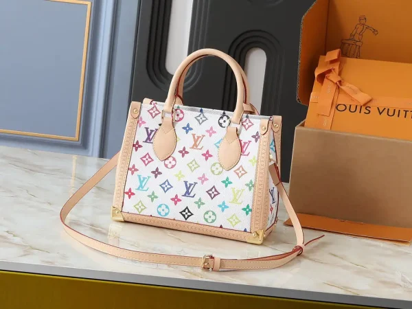 WhatsApp-Image-2026-07-01-at-18.18.17.webp Louis Vuitton OnTheGo PM LV x TM Bag White Multicolore 25cm M27580