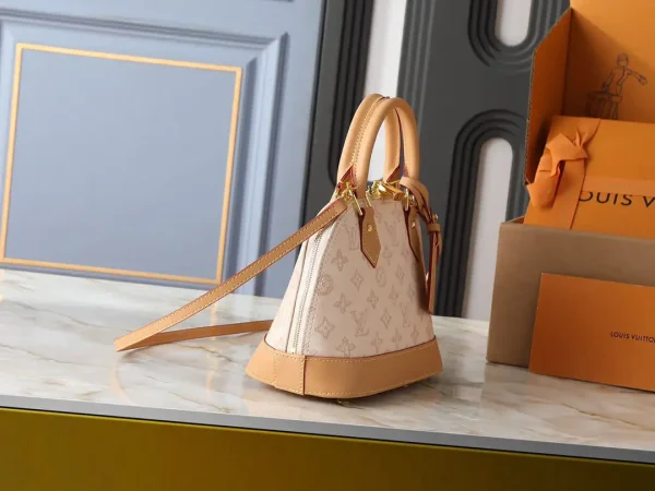 WhatsApp-Image-2026-07-01-at-18.24.16.webp Louis Vuitton Alma BB Bag Monogram Origine Lin 23.5cm M27525