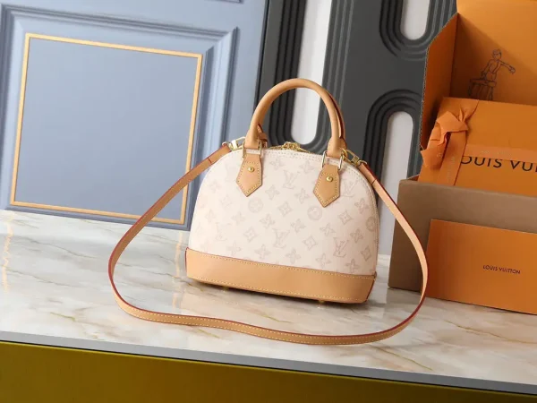 WhatsApp-Image-2026-07-01-at-18.24.17.webp Louis Vuitton Alma BB Bag Monogram Origine Lin 23.5cm M27525