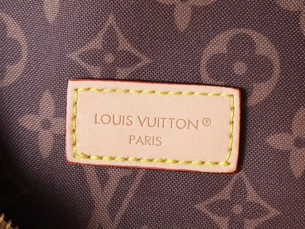 WhatsApp-Image-2026-07-01-at-18.25.48.webp Louis Vuitton Speedy Soft 30 Bag Beige 35cm M27387