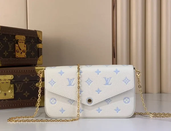 WhatsApp-Image-2026-07-02-at-09.47.25.webp Louis Vuitton Pochette Félicie Bag 21cm M28127