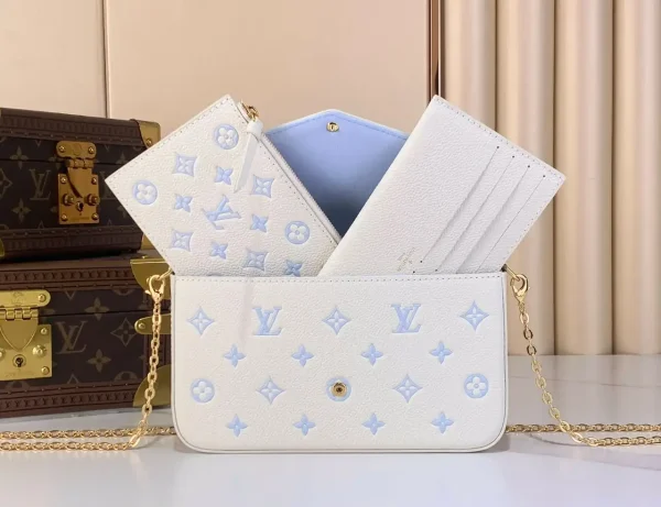 WhatsApp-Image-2026-07-02-at-09.47.31.webp Louis Vuitton Pochette Félicie Bag 21cm M28127