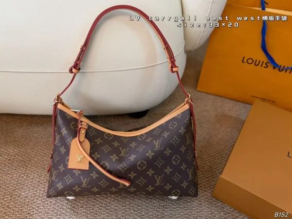 WhatsApp-Image-2026-07-02-at-09.51.39.webp Louis Vuitton CarryAll East West Bag Monogram Canvas 36cm M28101