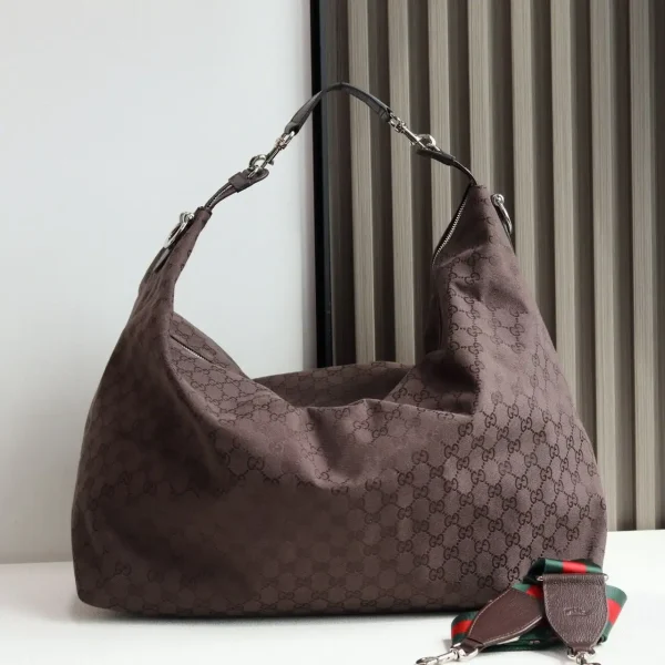 WhatsApp-Image-2026-07-07-at-10.59.20-f682b4473aa2.webp Gucci Brera Large Crossbody Bag 45cm/17.7in Dark Brown GG Canvas 864485