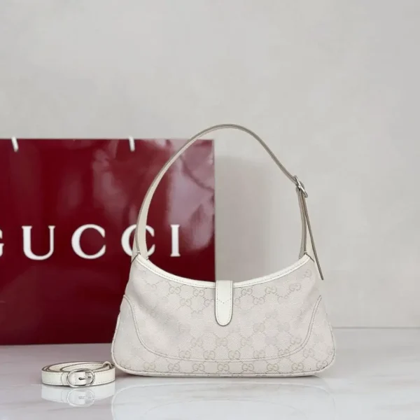 WhatsApp-Image-2026-07-07-at-16.42.03-2-59a95a7e4c84.webp Gucci Jackie Slim Medium Shoulder Bag 27.9cm/11in Ivory GG Canvas 874744
