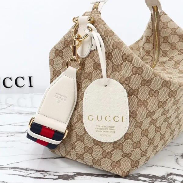 WhatsApp-Image-2026-07-07-at-16.42.44-2-e09dd4f200e3.webp Gucci Brera Medium Crossbody Bag 33cm/13in Sand And Dark Brown GG Canvas A00B4O