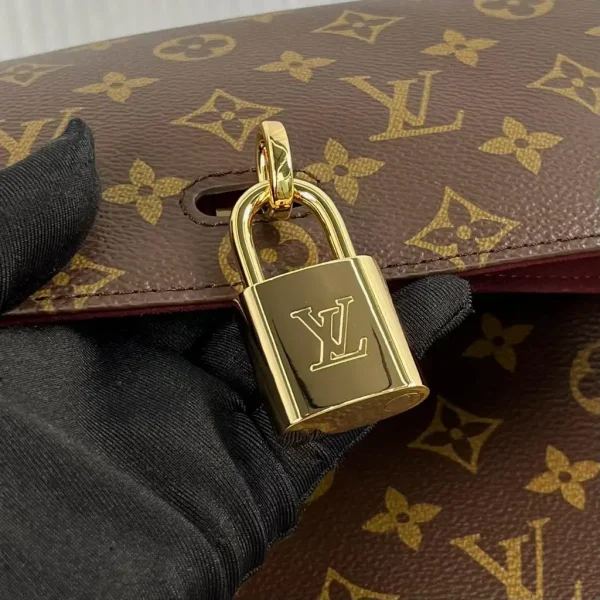 WhatsApp-Image-2026-07-08-at-15.41.21-4-95890a91a5d4.webp Louis Vuitton LV Hide Away MM Monogram Canvas 36cm M14473, Designer Handbags, Womens Purse, luxury bags