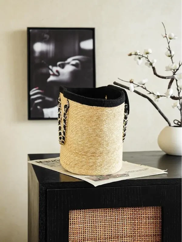 WhatsApp-Image-2026-07-16-at-11.00.51-2-1-0abbc5632f57.webp Chanel Large Shopping Bag Straw, Canvas, Sheepskin & Gold-colored Metal 54cm/21.3in Beige & Black AS5952