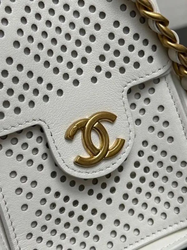 WhatsApp-Image-2026-07-16-at-12.07.14-1-1-ad1ee15f6469.webp Chanel See Through Drawstring Bucket Bag Calfskin 22cm/8.7in