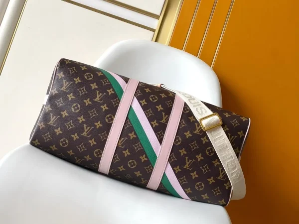 WhatsApp-Image-2026-08-11-at-13.52.31-1.webp Louis Vuitton Keepall Bandoulière 45cm/17.7in Monogram Coated Canvas M25822