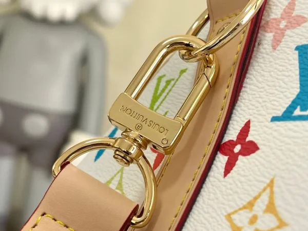 WhatsApp-Image-2026-08-11-at-13.54.53-2.webp Louis Vuitton LV x TM Keepall Bandoulière 45cm/17.7in Multicolored M13742