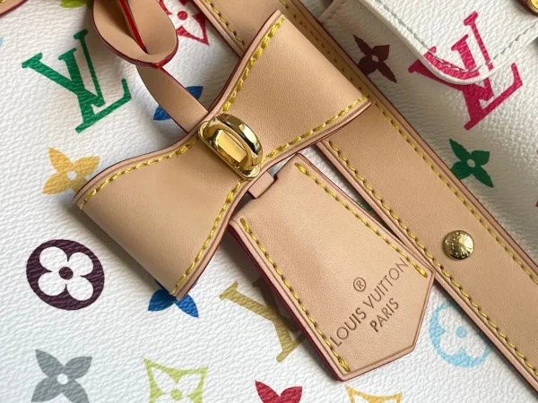 WhatsApp-Image-2026-08-11-at-13.54.54.webp Louis Vuitton LV x TM Keepall Bandoulière 45cm/17.7in Multicolored M13742