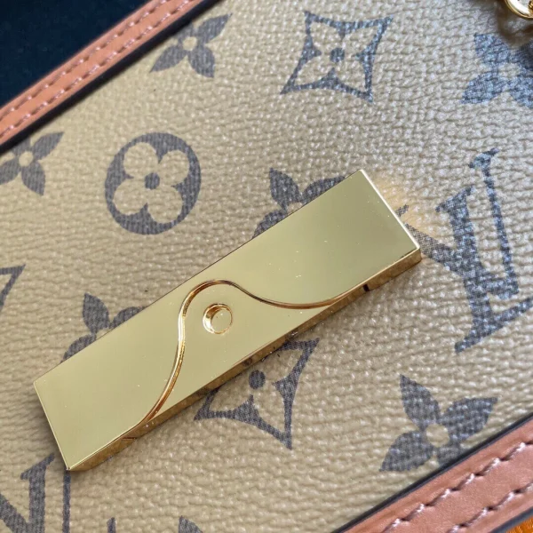 a79c5746db252647f91fa98edddc9bfa-9f81d57f4551.webp Louis Vuitton Dauphine East West, Designer Handbags, Womens Purse, luxury bags