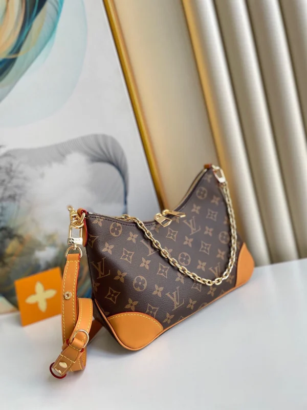 a84f9db98c932ec1d1a12c958c33e8d3-7c1bb6e26246.webp Louis Vuitton Lv Boulogne Monogram Canvas Beige M45832 29cm/ 11.8in, Designer Handbags, Womens Purse, luxury bags