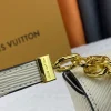 aad6a68a-91f5817c6e02.webp Louis Vuitton Twist Pm White 23Cm M59761, Designer Handbags, Womens Purse, luxury bags