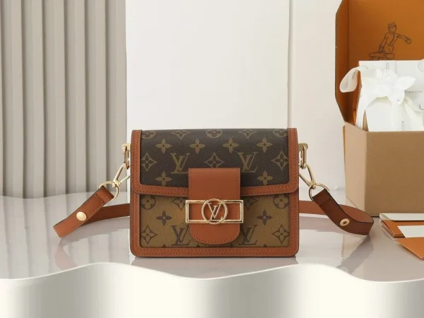 b07439fdd8aac84688588facebaba59f-f996adebf3df.webp Louis Vuitton Mini Dauphine Other Monogram Canvas Women 20Cm M45959, Designer Handbags, Womens Purse, luxury bags
