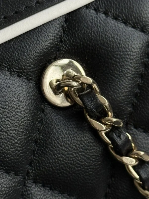 b3a1411d-18b26b824f25.webp Chanel Spring Summer 2025 Pre-collection Clutch With Chain Lambskin Black 18.5cm/ 7.3inches, Designer Handbags, Women’s Purse, luxury bags, Chanel bags