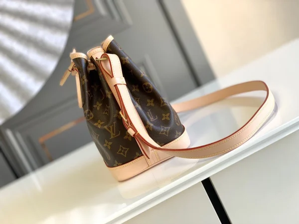 b71139718c30e1481a84e34e519138f2-ff826796c41f.webp Louis Vuitton No Bb Monogram – Women – Handbags Monogram, Designer Handbags, Womens Purse, luxury bags