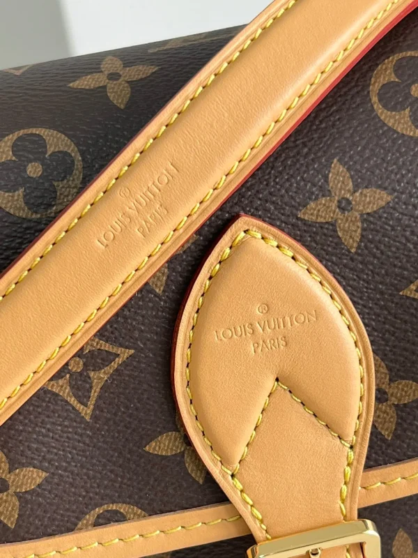 bfb83309-1d65880d5ca6.webp Louis Vuitton Diane Black 24cm/9.4in, Designer Handbags, Womens Purse, luxury bags