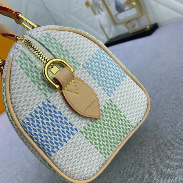 Louis Vuitton Speedy Bandoulire Damier Canvas Pistachio 20Cm N40515, Designer Handbags, Womens Purse, luxury bags