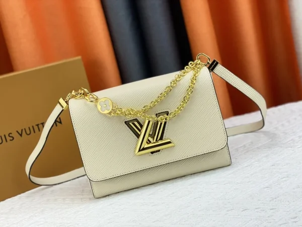 d653b8c5-4ca9d7113517.webp Louis Vuitton Twist Pm White 23Cm M59761, Designer Handbags, Womens Purse, luxury bags