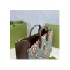 disney-x-gucci-donald-duck-tote-bag-25-b08d27ea6d35.webp Disney x Gucci Donald Duck Tote Bag