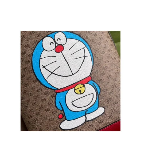 doraemon-x-gucci-backpack-6-610037d10ffa.webp Doraemon x Gucci Small Backpack 22cm/ 8.7in